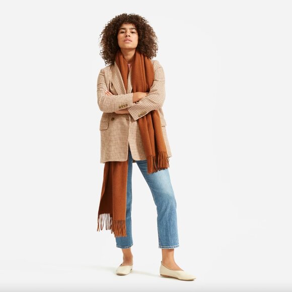Classic Wool Cashmere Scarf in Caramel